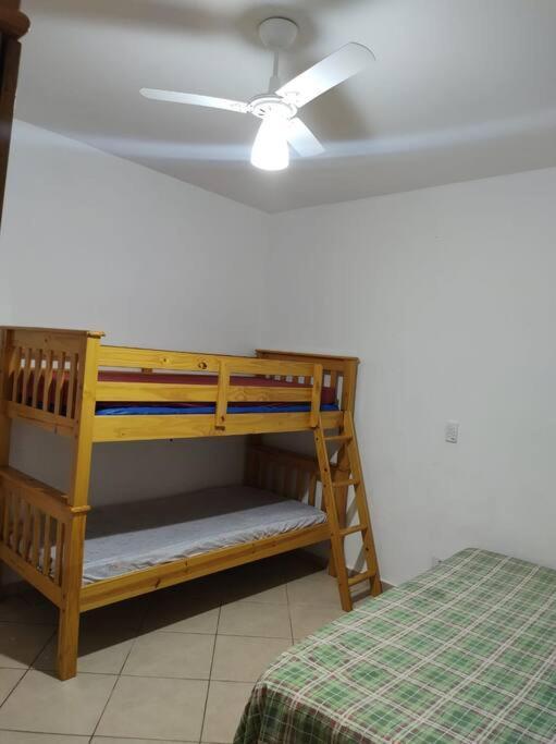 Lindo Sobrado No Condominio Бертіога Екстер'єр фото