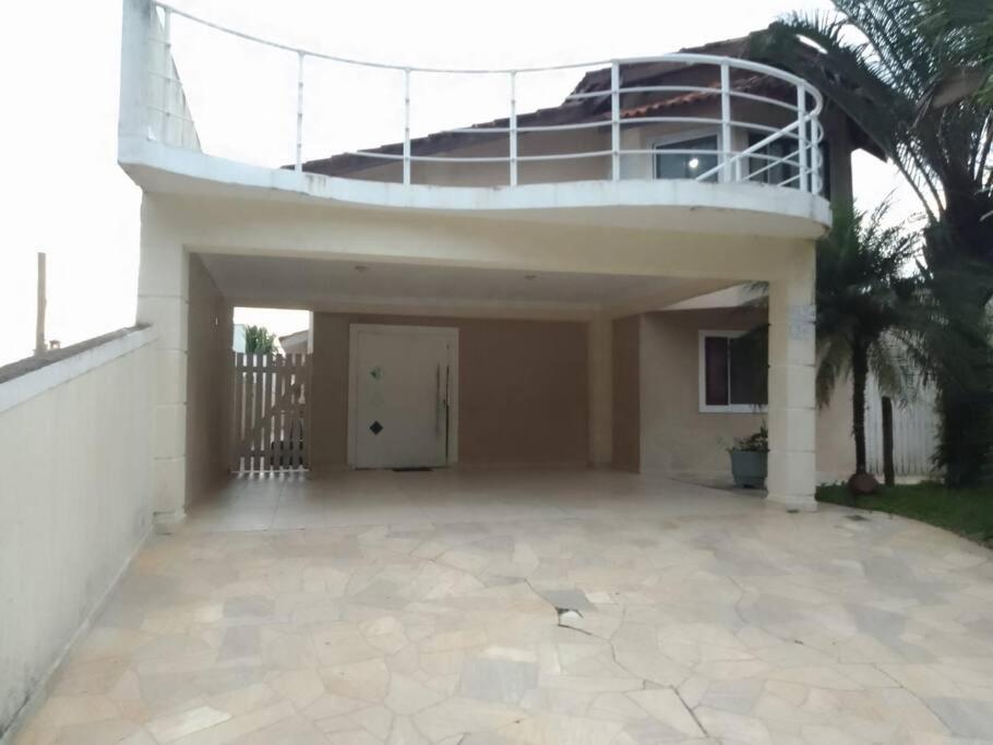 Lindo Sobrado No Condominio Бертіога Екстер'єр фото