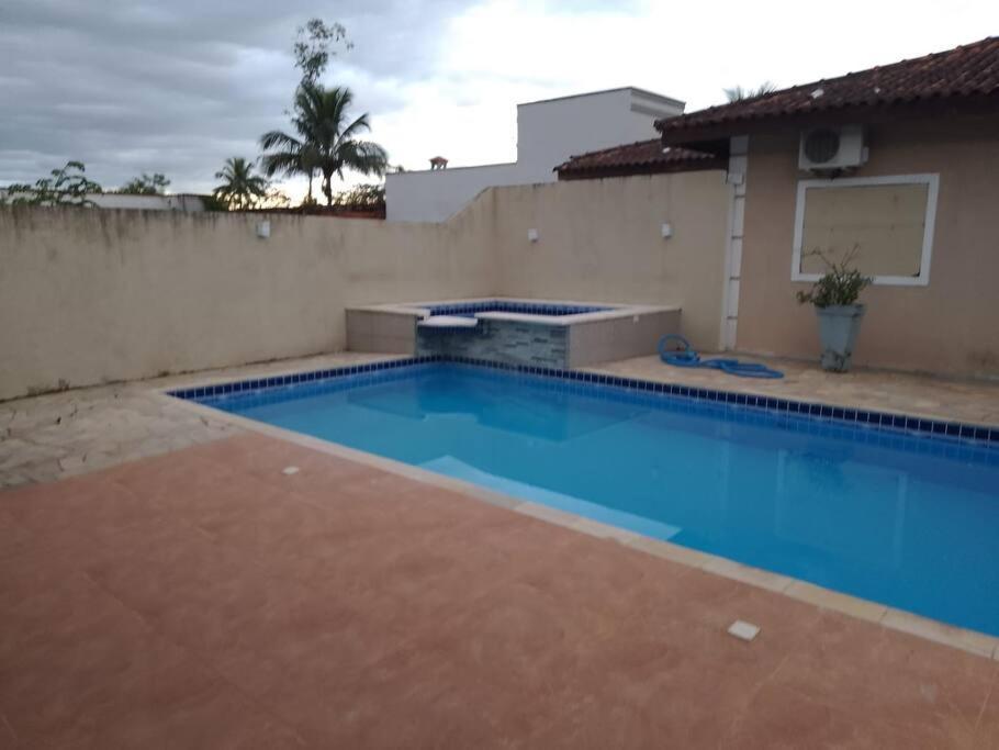 Lindo Sobrado No Condominio Бертіога Екстер'єр фото