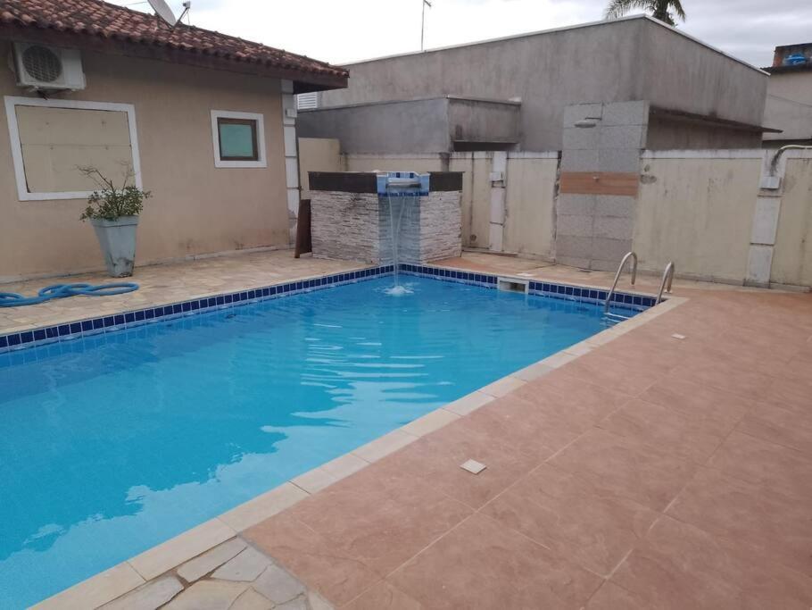 Lindo Sobrado No Condominio Бертіога Екстер'єр фото